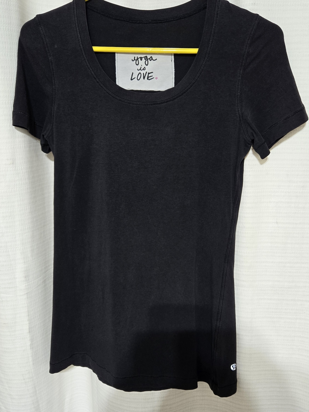 lululemon athletica Black Scoop Neck Short Sleeve Tee